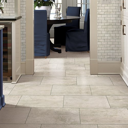 Custom tile backsplash in Kindersley, SK from Battlefords Flooring Centre